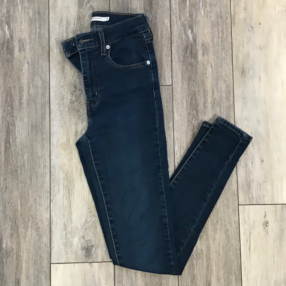 Levi Mile High Super Skinny Jeans 25